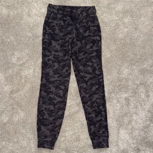 Women’s Camouflage lululemon Jogger Pants